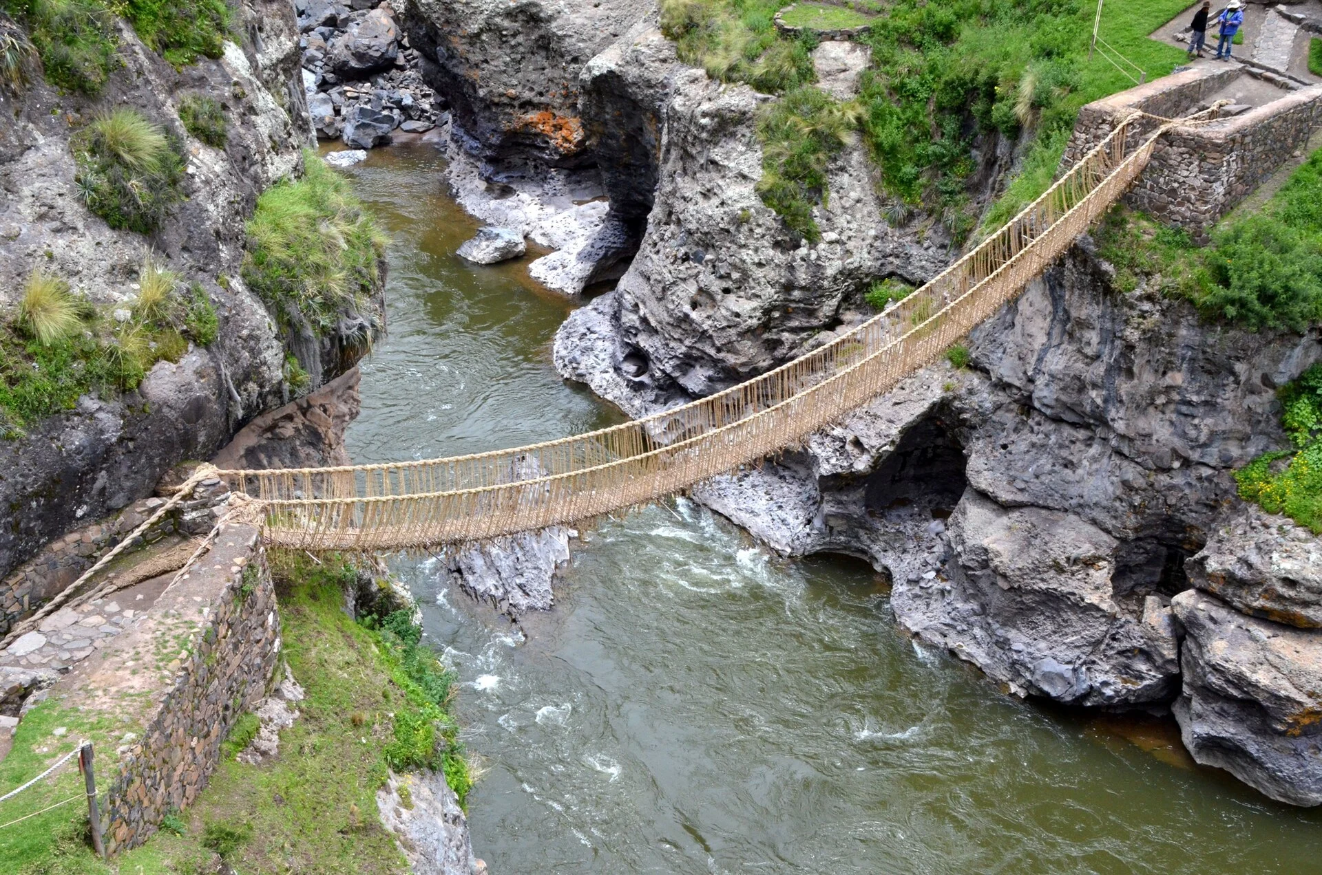 Puente Q’eswachaka, Quehue, provincia de Canas